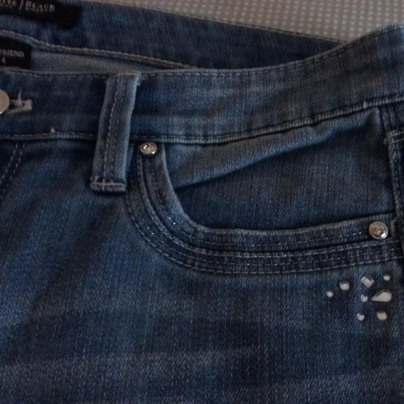 White House/Black Market Jewel-detail straight leg, low rise Jeans Women Size 4 - Picture 8 of 11